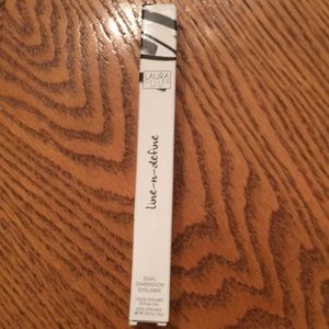 Laura Geller line n define dual eyeliner